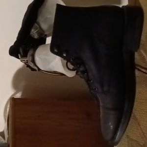 Men's size 10 1/2 boots